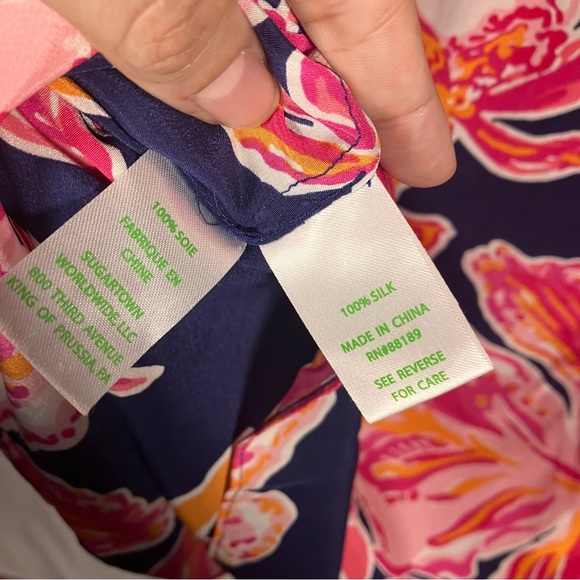 Lily Pulitzer Elsie Silk Bright Navy Pink Floral long sleeve Blouse womens Small - Picture 7 of 7